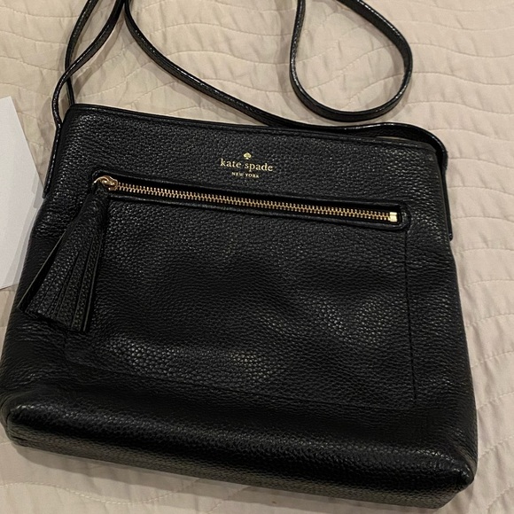 kate spade Handbags - Kate Spade black leather crossbody